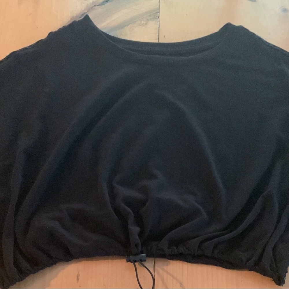 Cropped tee - Picture 10 of 10